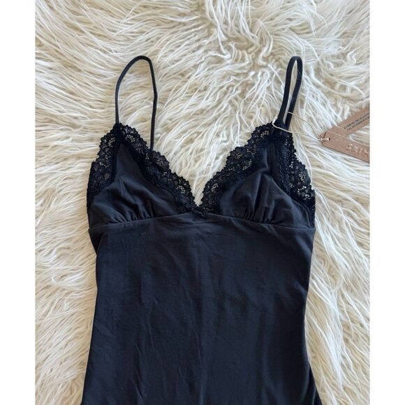 Skims Fits Everybody Lace Triangle Onesie Onyx Size Small - Picture 5 of 11